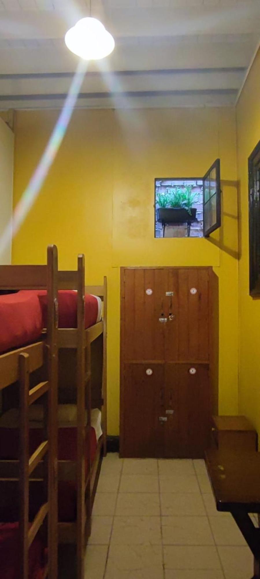 Flying Dog Hostel Ліма Екстер'єр фото