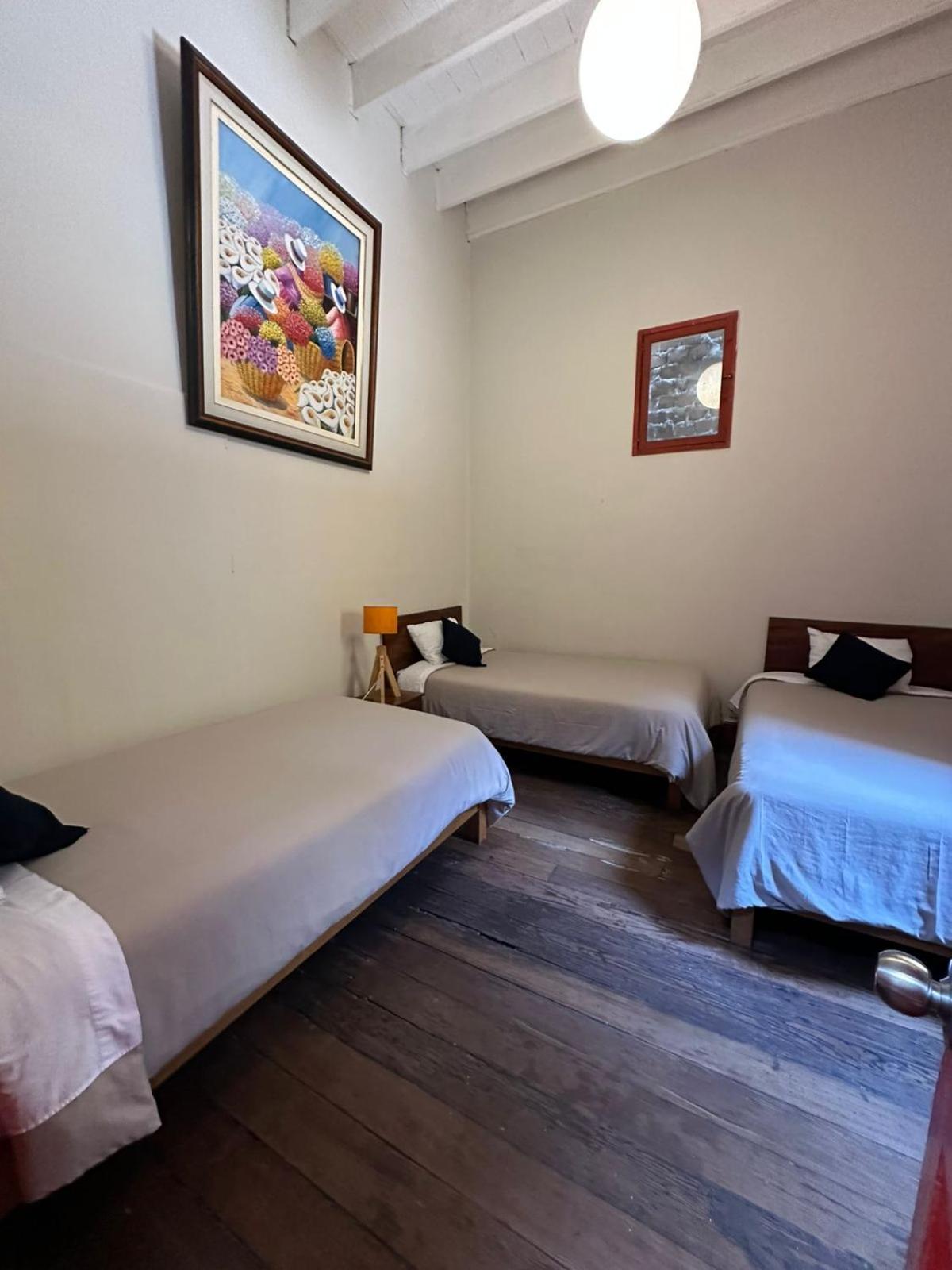 Flying Dog Hostel Ліма Екстер'єр фото