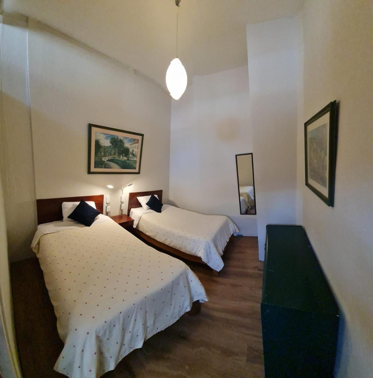 Flying Dog Hostel Ліма Екстер'єр фото