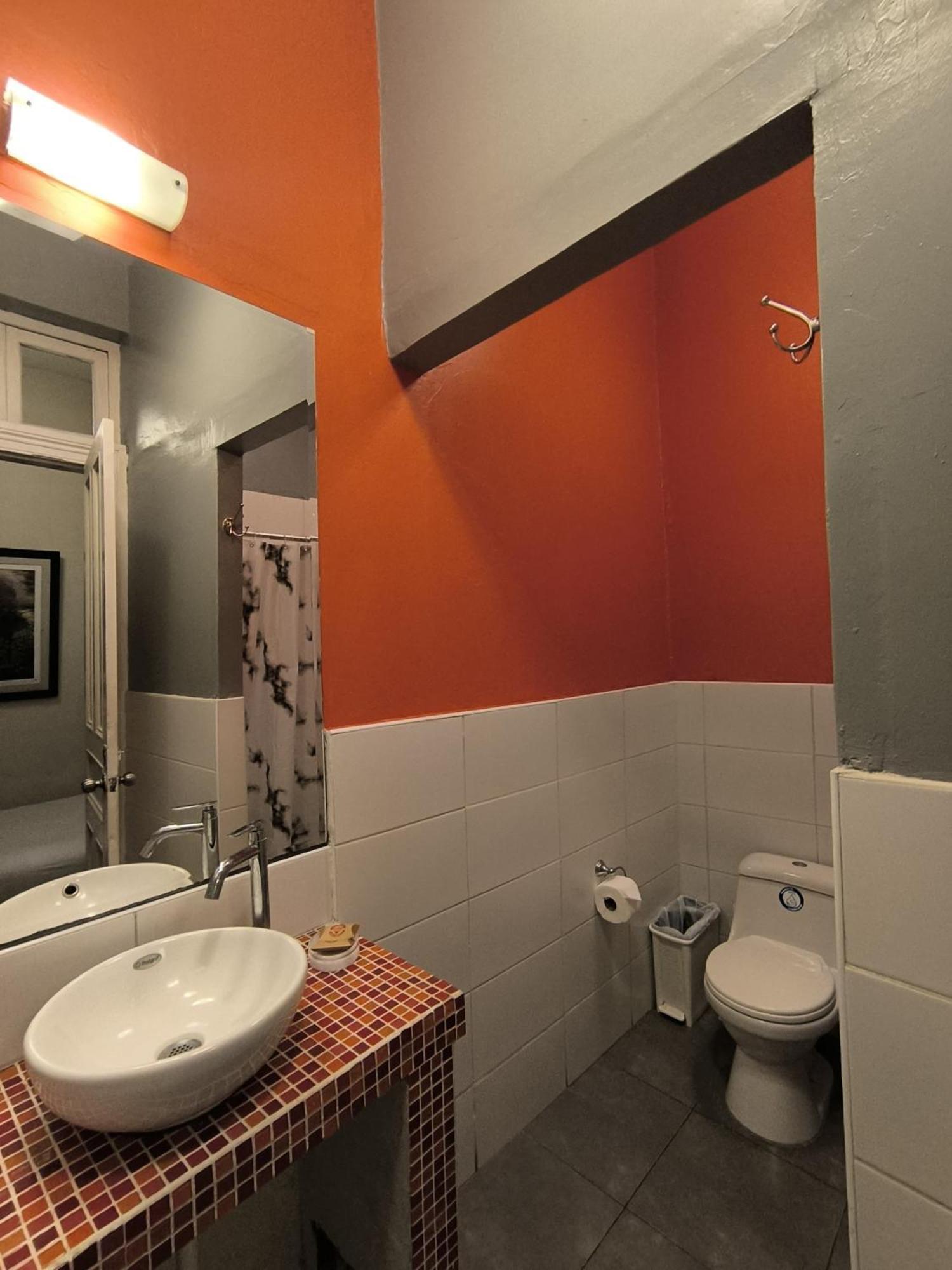Flying Dog Hostel Ліма Екстер'єр фото