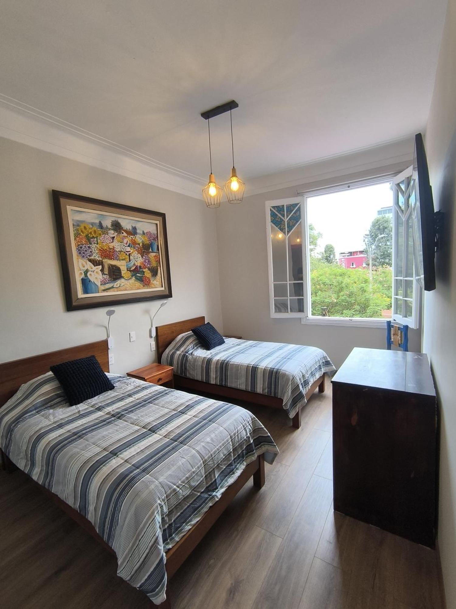 Flying Dog Hostel Ліма Екстер'єр фото