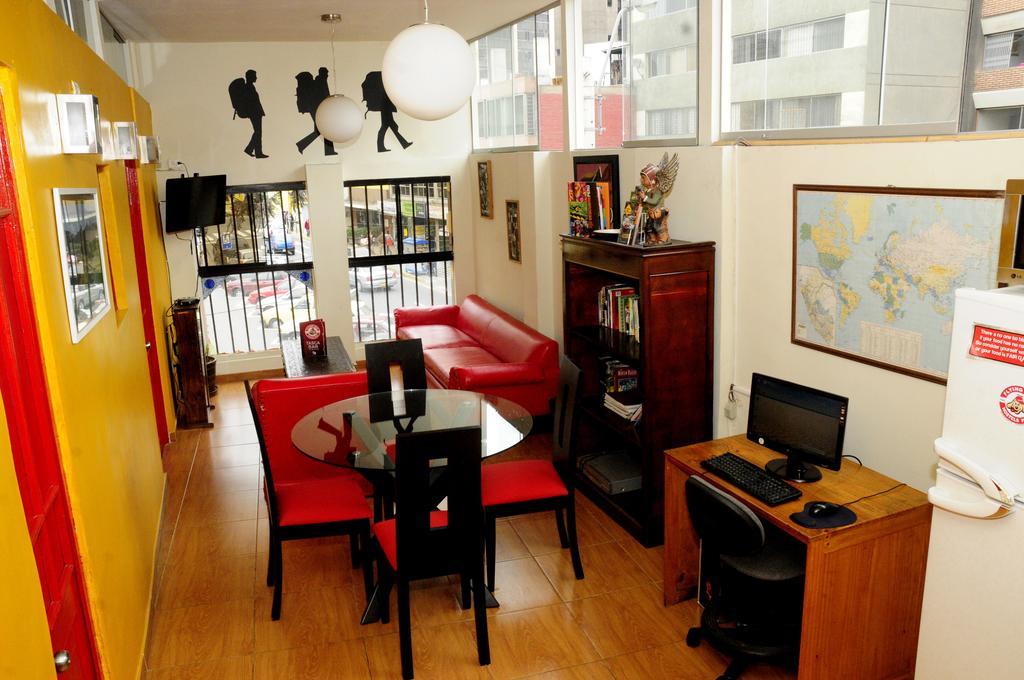 Flying Dog Hostel Ліма Номер фото